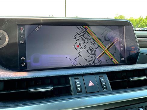 Used 2021 Lexus ES 250 w/ Premium Package AWD/4WD image 34