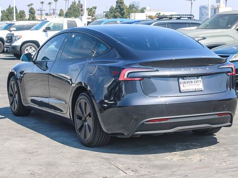 Used 2025 Tesla Model 3 Long Range image 7