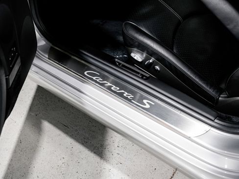 Used 2005 Porsche 911 Carrera S image 23