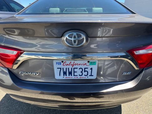 Used 2016 Toyota Camry SE FWD image 16