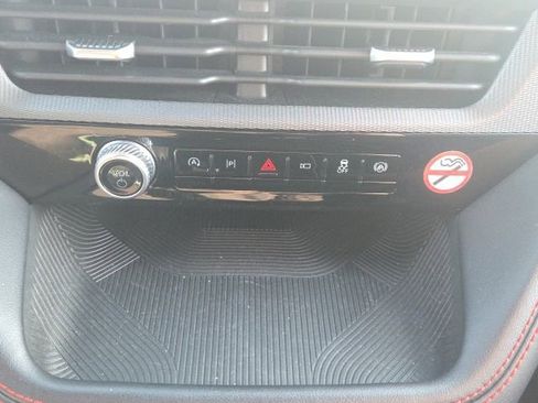 Used 2025 Ford Explorer ST-Line image 36