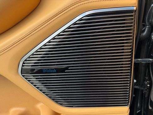 New 2025 Jeep Grand Cherokee Summit image 15