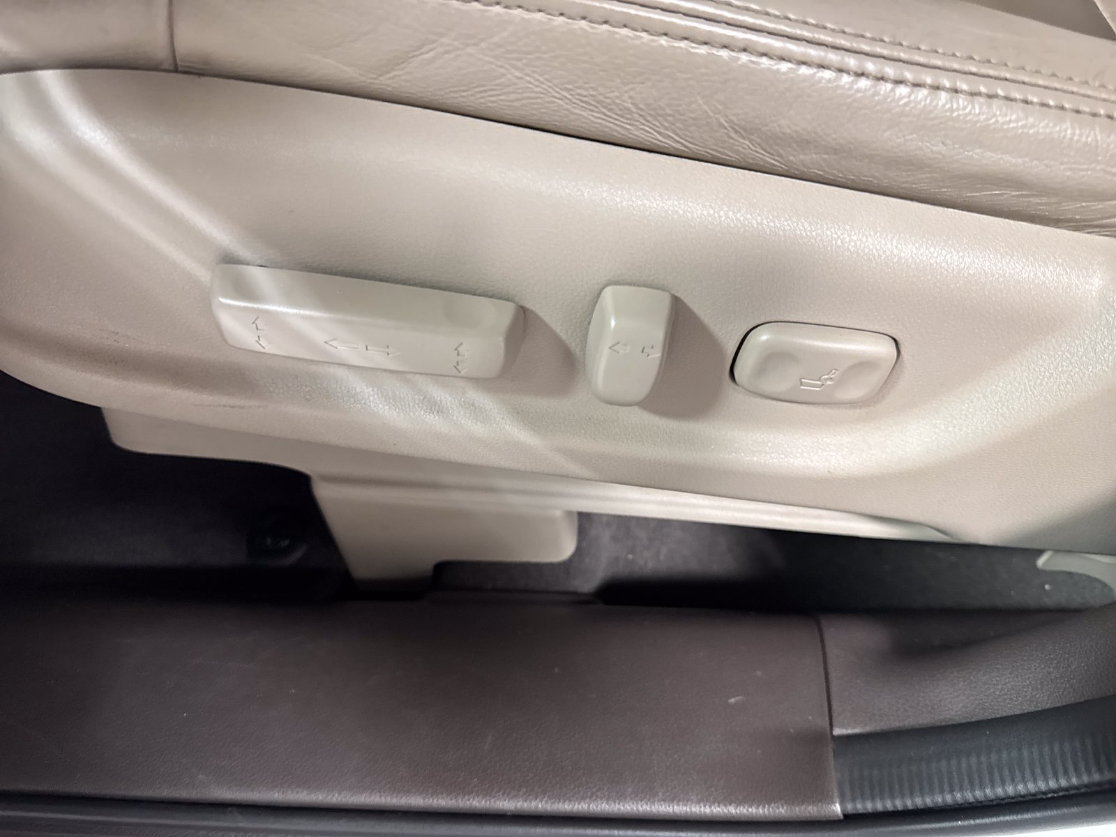 Used 2014 Honda CR-V EX-L image 11