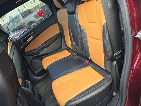 Certified 2023 Ford Edge Titanium w/ Equipment Group 301A image 5