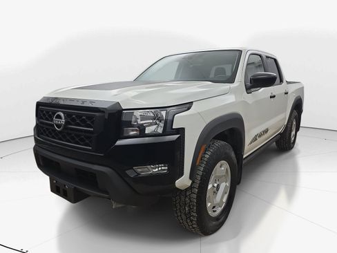Used 2024 Nissan Frontier SV w/ Hardbody Edition AWD/4WD image 8