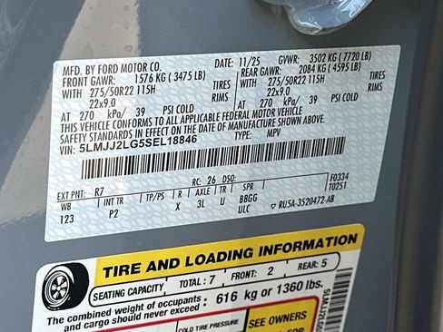 New 2025 Lincoln Navigator Reserve w/ Jet Appearance Package image 38