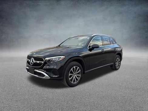 Used 2024 Mercedes-Benz GLC 300 image 13