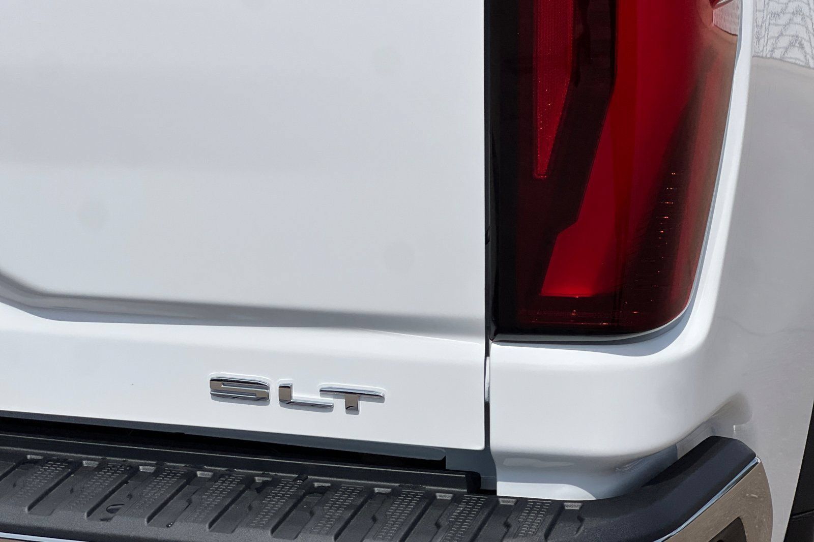 New 2026 GMC Sierra 2500 SLT w/ SLT Premium Package AWD/4WD image 21
