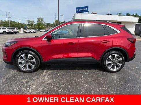 Used 2023 Ford Escape Platinum w/ Premium Technology Package AWD/4WD image 2