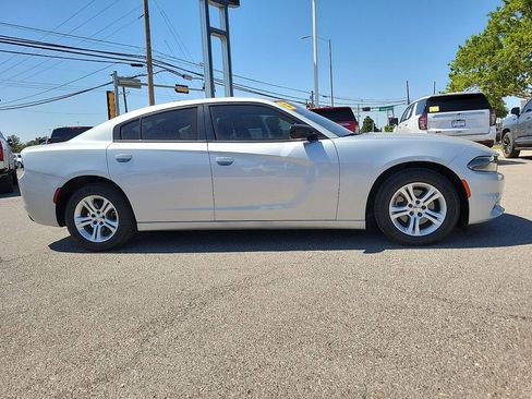 Used 2023 Dodge Charger SXT RWD image 12