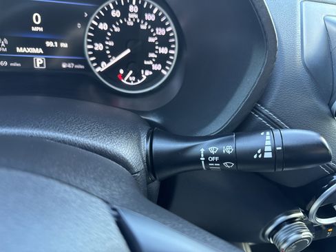 Used 2023 Nissan Sentra SV image 28