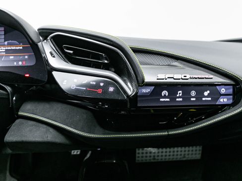 Certified 2022 Ferrari SF90 Stradale image 15