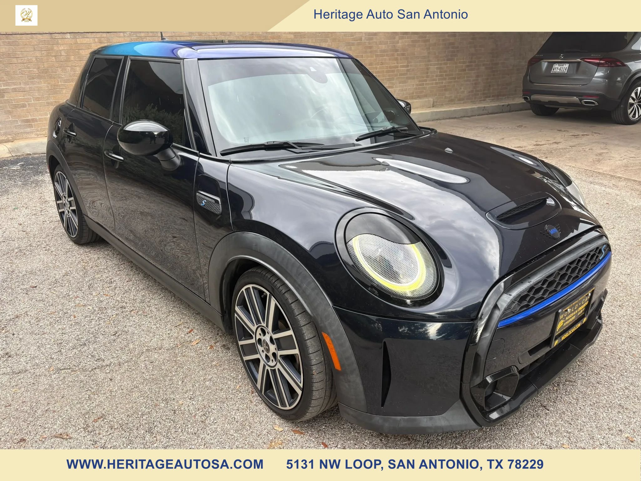 Used 2022 MINI Cooper S FWD image 3