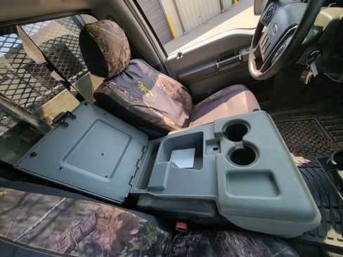 Used 2016 Ford F450 XLT w/ Ambulance Prep Package image 11