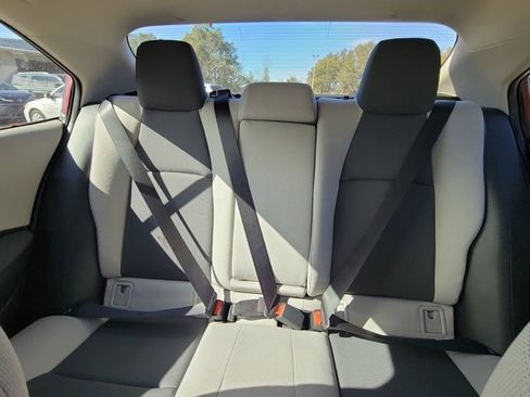 Used 2025 Toyota Corolla LE image 5