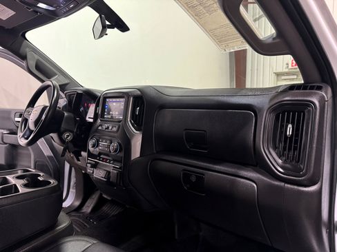 Used 2021 Chevrolet Silverado 2500 W/T w/ WT Convenience Package image 11