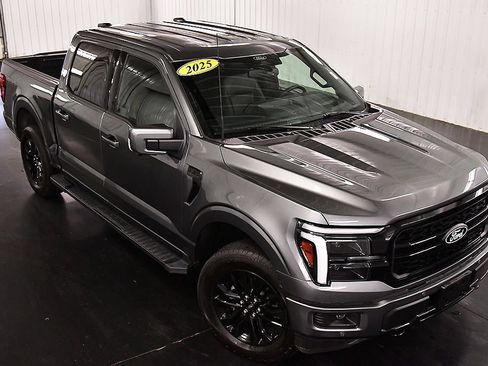Used 2025 Ford F150 Lariat w/ Equipment Group 502A High AWD/4WD image 13