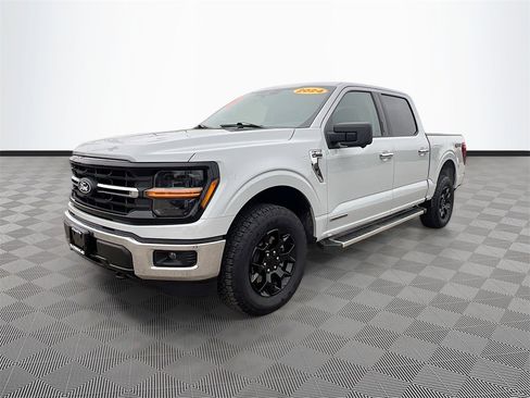 Used 2024 Ford F150 XLT w/ Mobile Office Package image 3