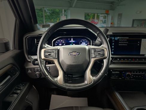 Used 2024 Chevrolet Silverado 2500 High Country w/ High Country Premium Package AWD/4WD image 18