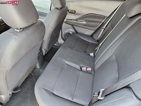 New 2025 Nissan Kicks Play S image 20