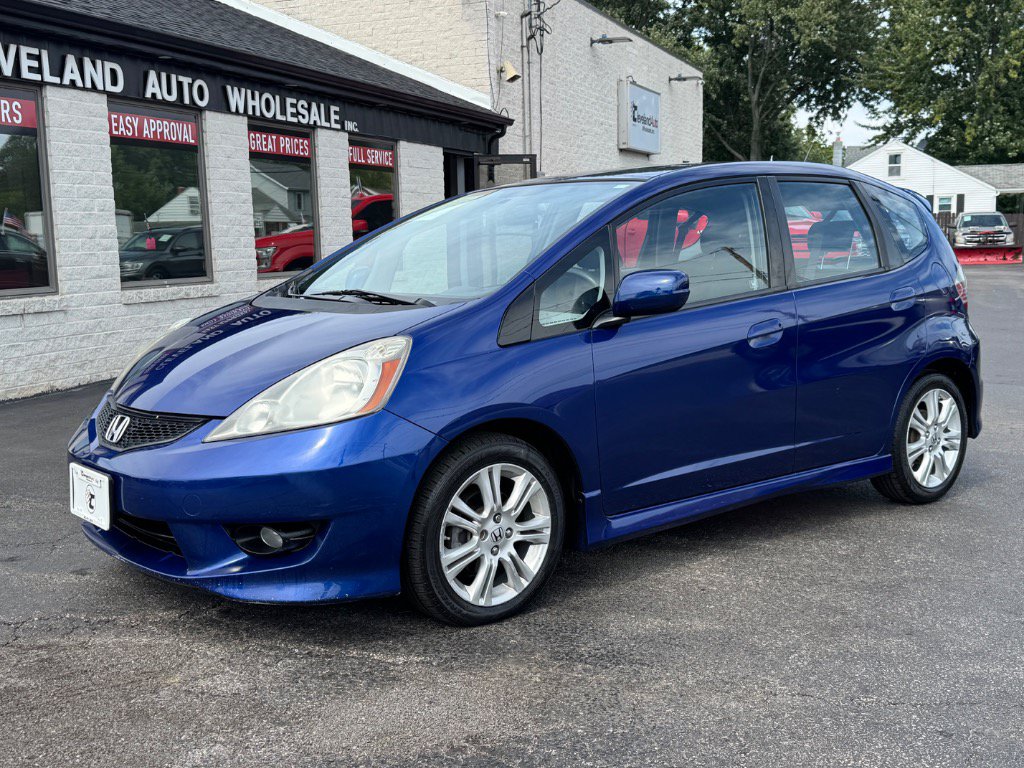 Used 2010 Honda Fit Sport image 1