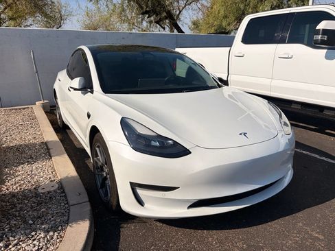Used 2021 Tesla Model 3 Standard Range Plus RWD image 4