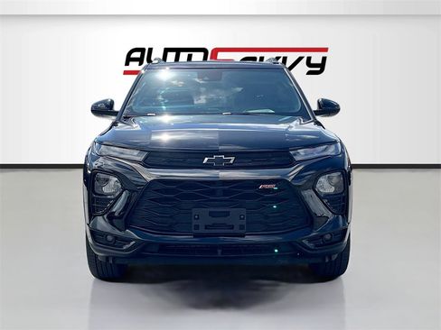 Used 2023 Chevrolet TrailBlazer RS image 2