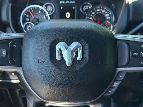 Used 2023 RAM 2500 Tradesman w/ Chrome Appearance Group AWD/4WD image 10