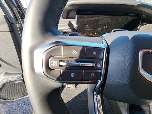 New 2025 GMC Acadia Elevation w/ Super Cruise Package image 18