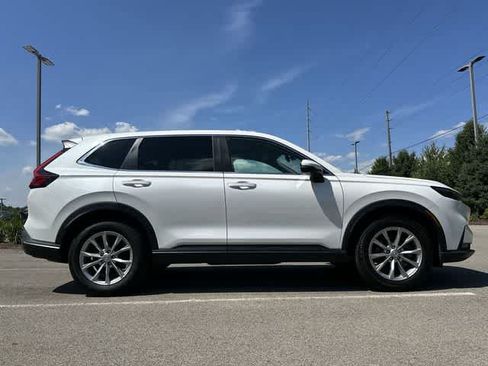 Used 2024 Honda CR-V EX image 3