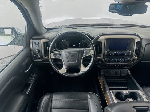 Used 2018 GMC Sierra 1500 Denali w/ Denali Ultimate Package AWD/4WD image 24