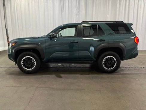 Certified 2026 Toyota 4Runner TRD Off-Road Premium AWD/4WD image 6