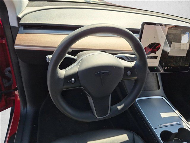 Used 2021 Tesla Model Y Long Range AWD/4WD image 12