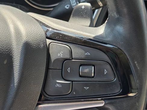 Used 2024 Buick Enclave Essence w/ Sport Touring Edition FWD image 21