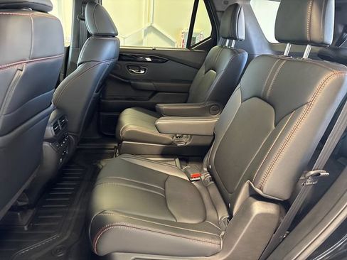 Certified 2026 Honda Pilot TrailSport image 18