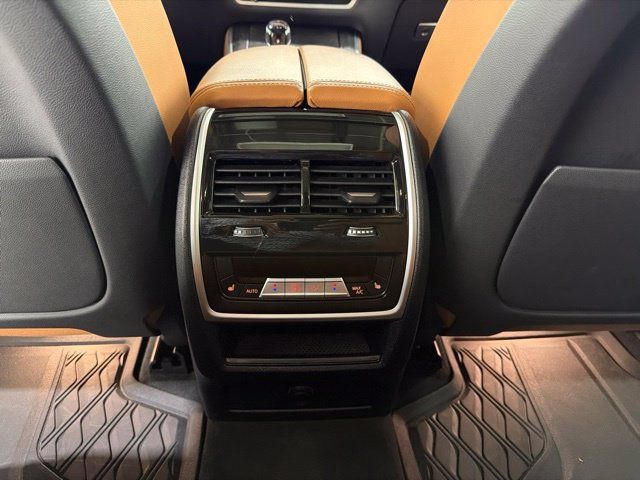 Used 2022 BMW X5 xDrive40i w/ Premium Package AWD/4WD image 24