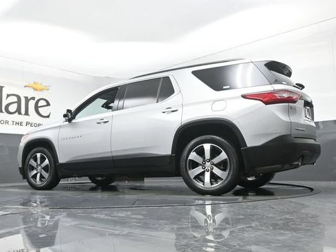 Used 2020 Chevrolet Traverse LT w/ LT Premium Package FWD image 57