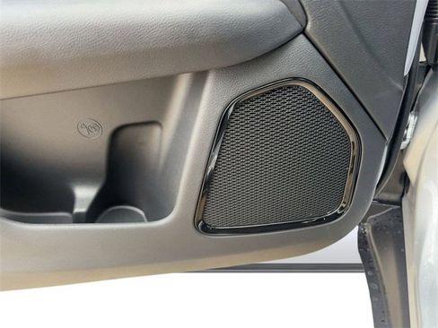 New 2026 Jeep Compass Latitude image 21