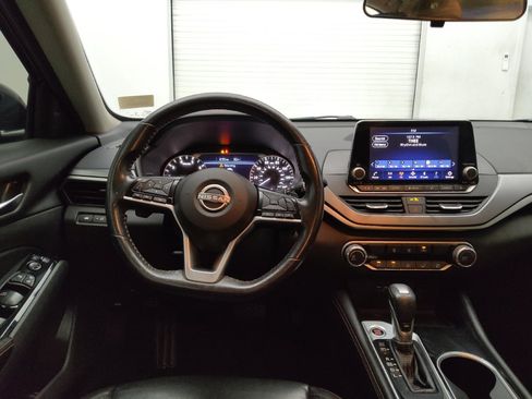 Used 2024 Nissan Altima 2.5 SR FWD image 22