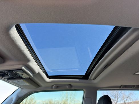 Used 2024 Toyota 4Runner Limited image 20