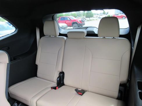 New 2026 Buick Enclave Preferred w/ Power Package image 30