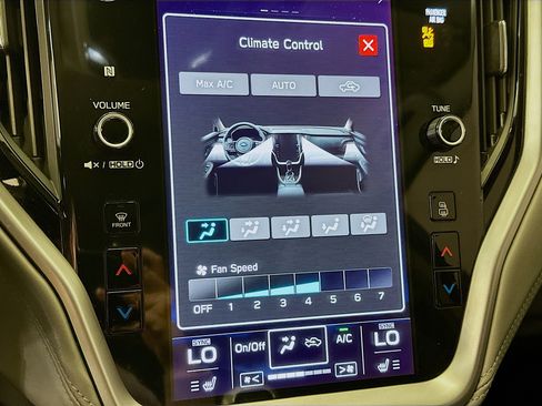 Used 2020 Subaru Outback Premium image 23