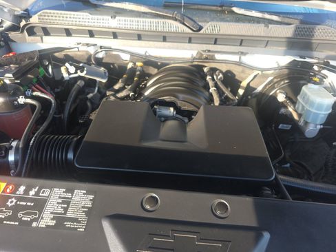 Used 2018 Chevrolet Silverado 1500 W/T w/ Trailering Package image 20