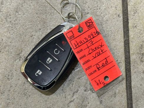 Used 2017 Chevrolet Volt Premier w/ Driver Confidence II Package image 30