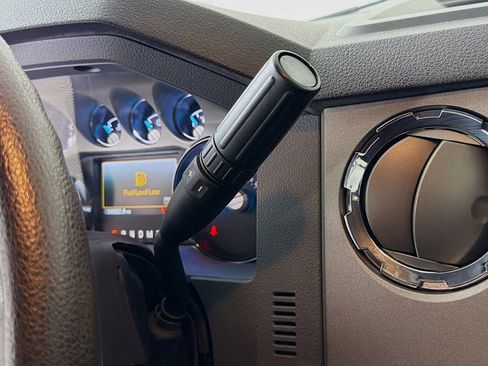 Used 2016 Ford F250 XLT w/ XLT Value Package image 17