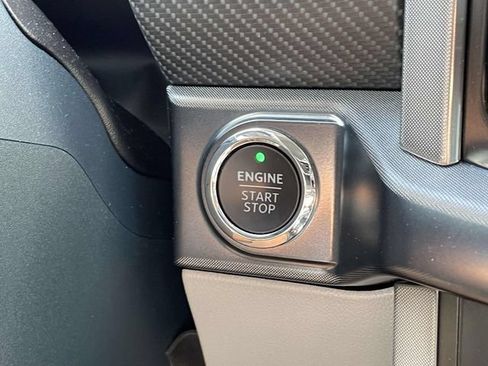 Used 2023 Ford F150 Limited AWD/4WD image 32