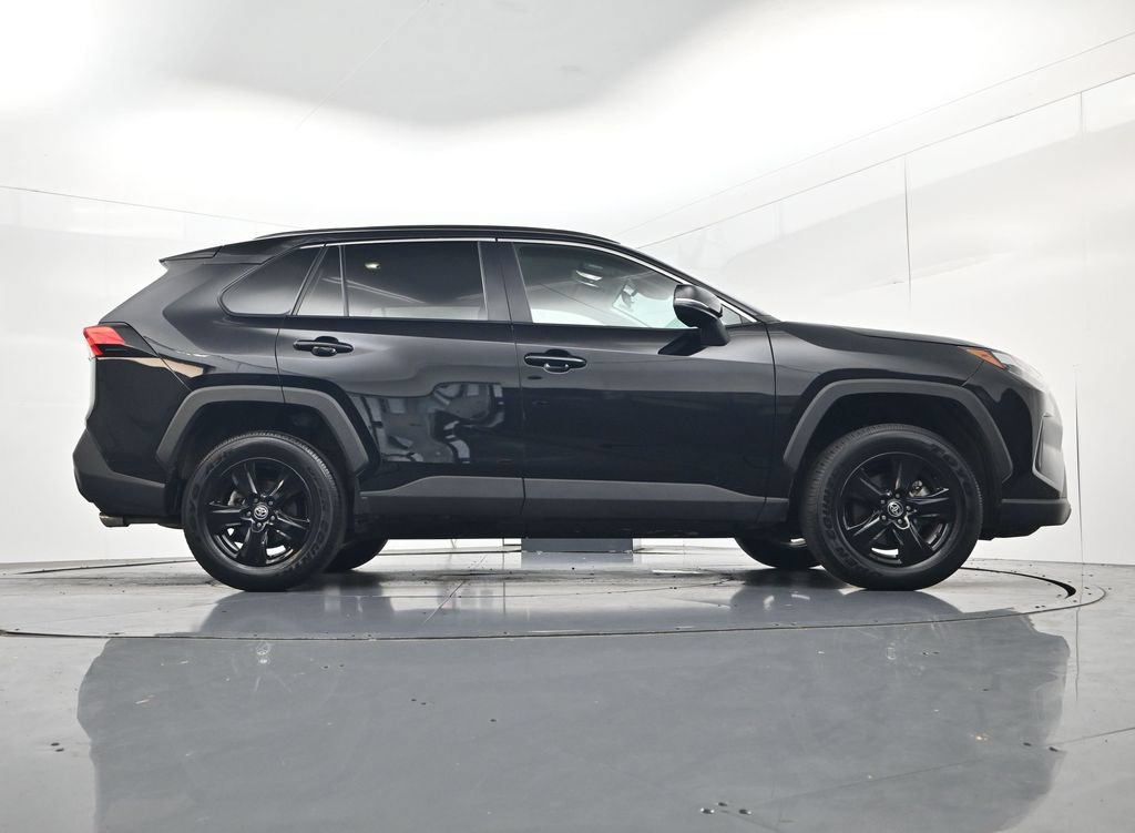 Used 2025 Toyota RAV4 XLE AWD/4WD image 47
