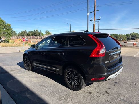 Used 2017 Volvo XC60 T5 Dynamic w/ Preferred Option Package AWD/4WD image 4