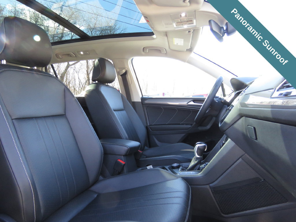 Used 2022 Volkswagen Tiguan SE AWD/4WD image 13