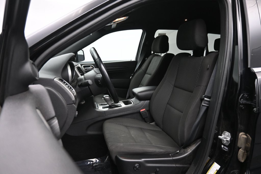 Used 2021 Jeep Grand Cherokee Laredo AWD/4WD image 20
